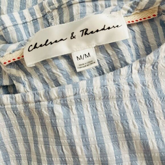 Chelsea & Theodore blue/white striped relaxed fit top, ruffled sleeves size M. - Picture 8 of 8